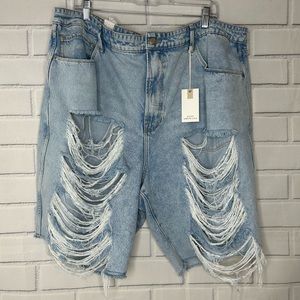 Good American Good 90s Extreme Rip High Waist Bermuda Shorts size 20